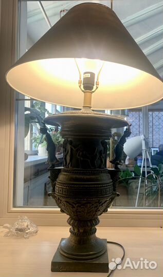 Настольная лампа, светильник на подоконник