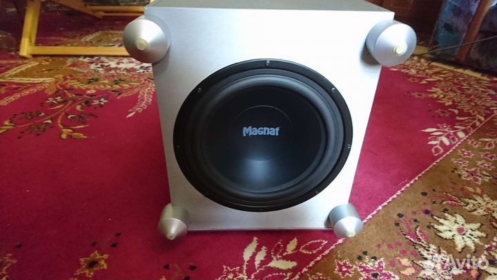 Сабвуфер Magnat Betasub 25A