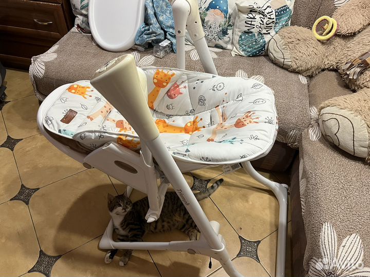 Стул для кормления 3 в 1 Carello Triumph