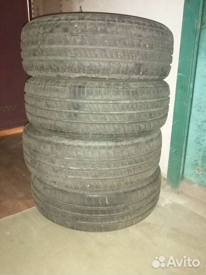 Kumho Ecowing ES01 KH27 205/65 R16 95W