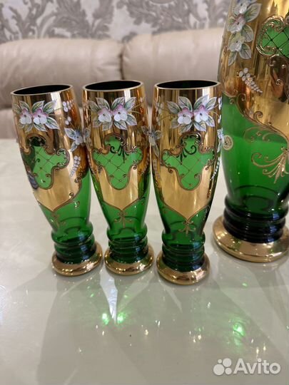 Графин с рюмками богема