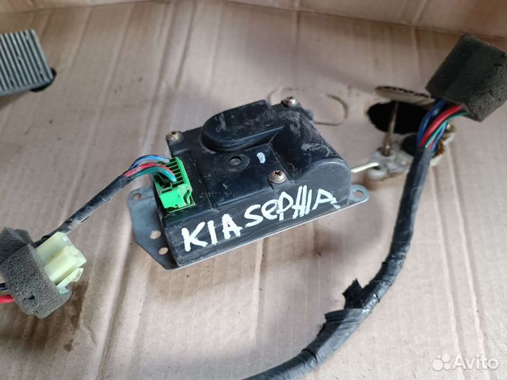 Привод заслонки печки киа сефия