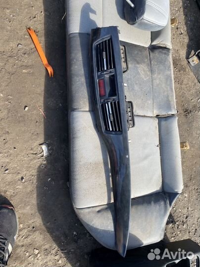 Mitsubishi lancer 9 консоль торпеды