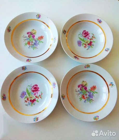 Кухонная утварь тарелки баночки