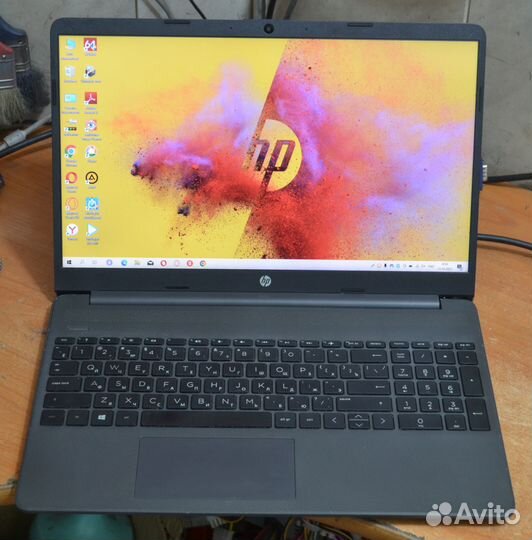 Б/у Ноутбук HP 15 (Core I3-1005G1, 8Гб, SSD 256)