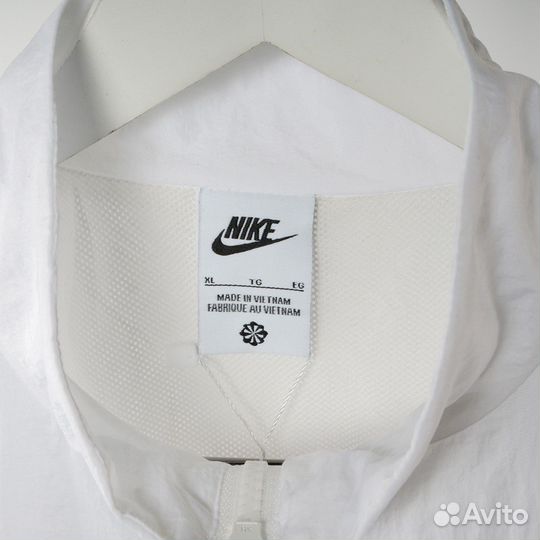 Ветровка Nike