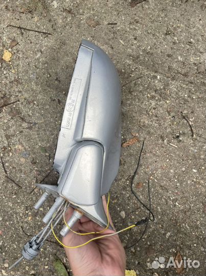 Зеркало автомобильное