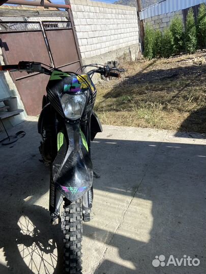 Мотоцикл Zuumav