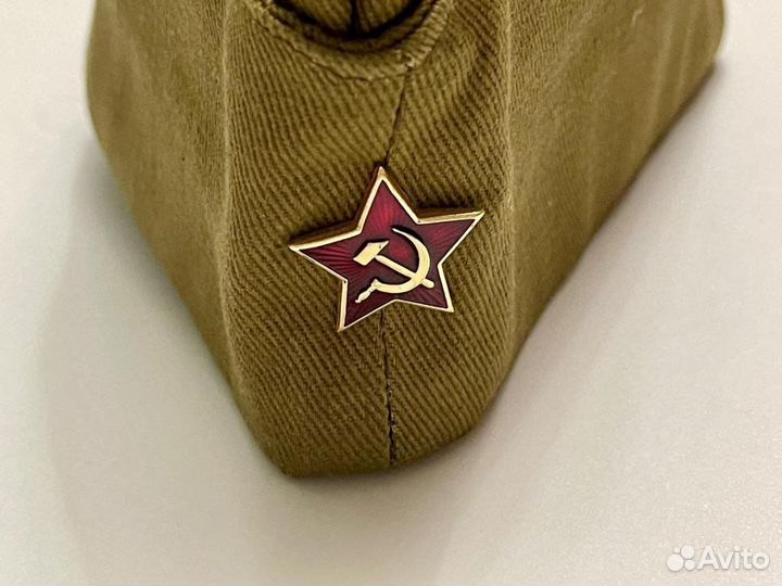 Военная пилотка со здездой