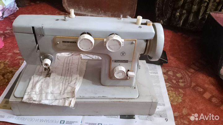 Швейная машина Подольск 142