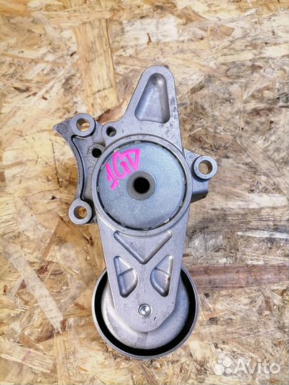 Натяжитель Toyota Hiace H200 1GD-FTV 2.8