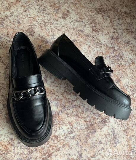 Лоферы Bershka