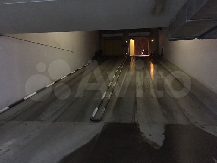 Машиноместо, 17 м²