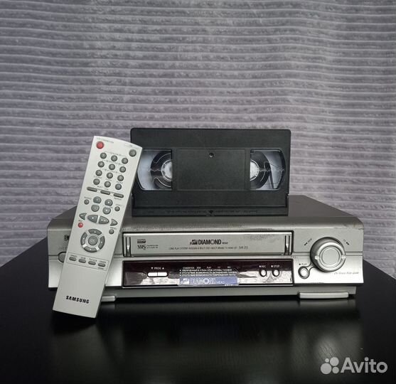 Видеомагнитофон (видеоплеер) VHS Samsung SVR-253