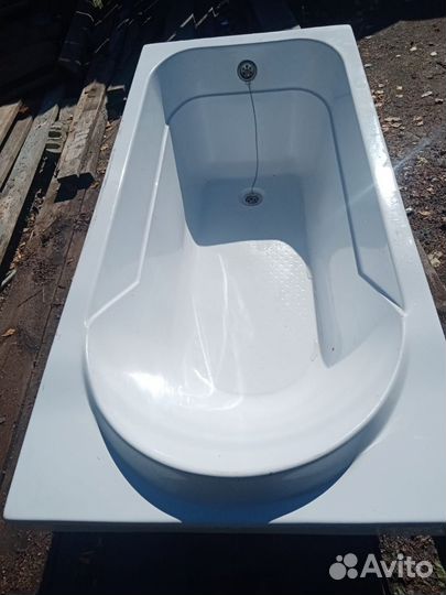 Ванна акриловая 150 бу