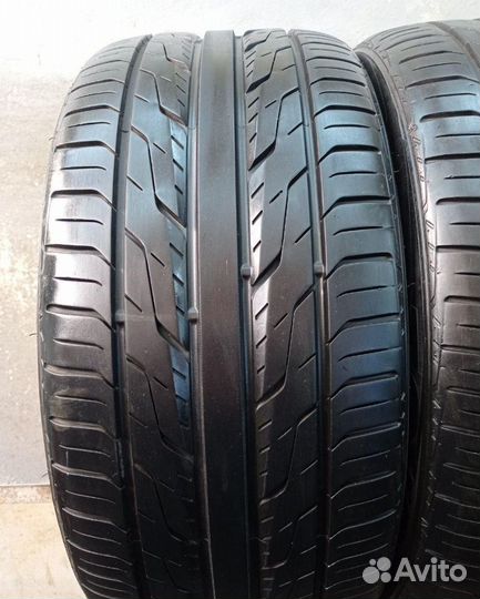 Toyo Extensa HP 255/35 R20 100Z