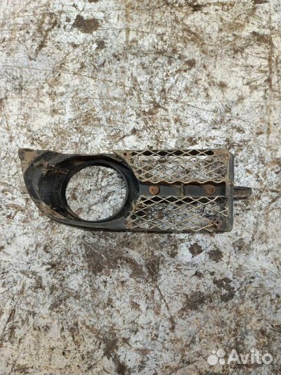 Накладка противотуманной фары правая Chevrolet