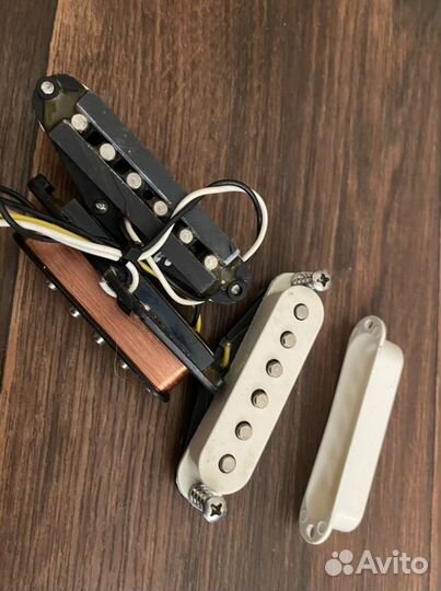 Запчасти для электрогитары-звукосниматели, колки