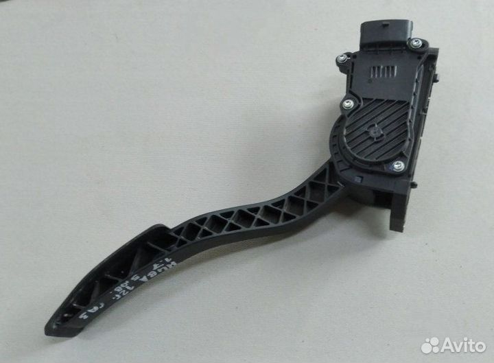 Педаль газа LADA 2131 5 дверей 1.7 2012