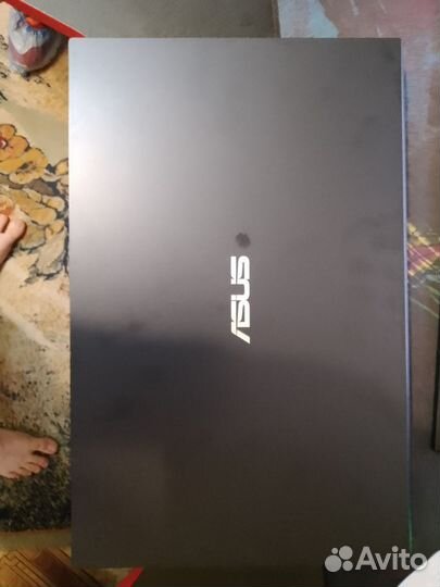 Ноутбук asus
