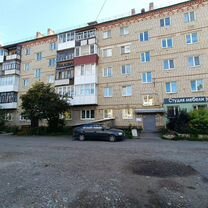 3-к. квартира, 60 м², 2/5 эт.