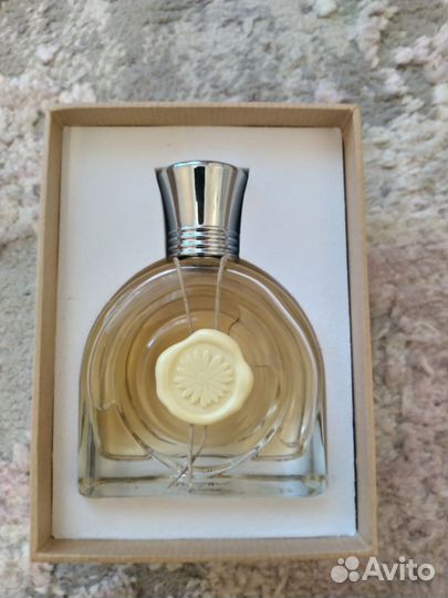 Пв. Micallef - Fleur Lumiere