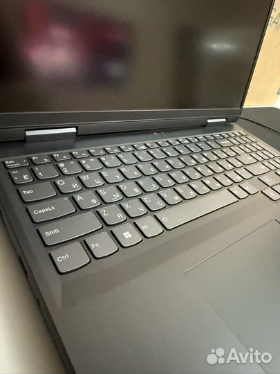 Игровой ноутбук Lenovo