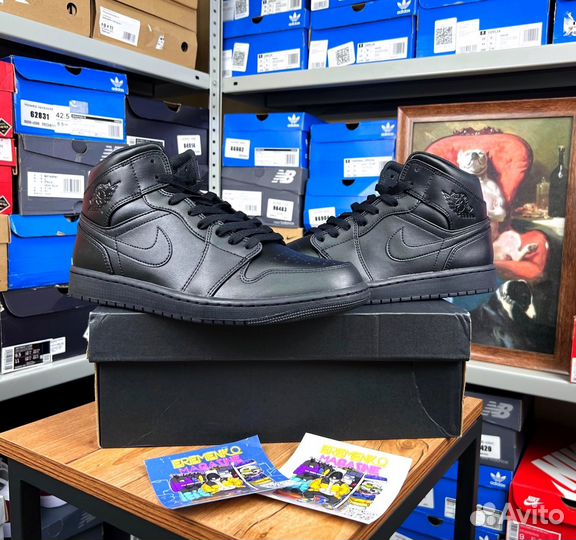 Air Jordan Triple Black