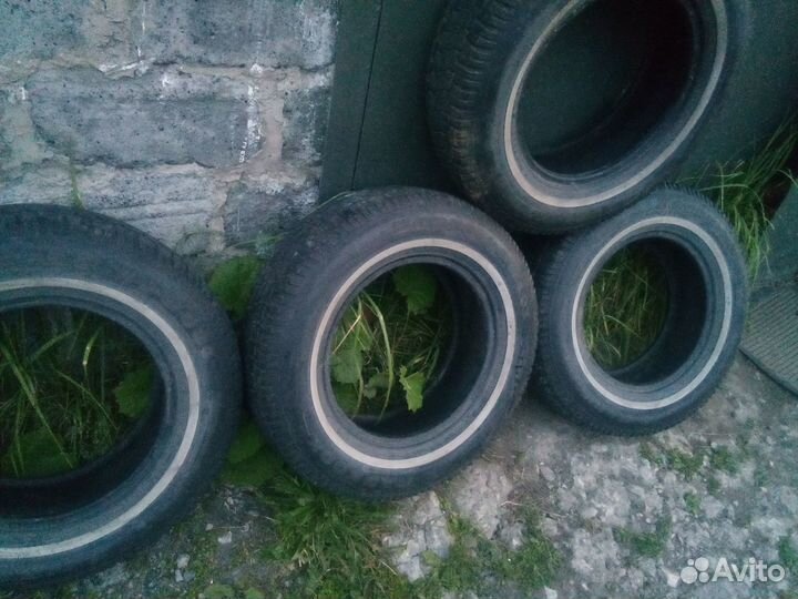 Hankook Zovac HP W401 205/75 R15