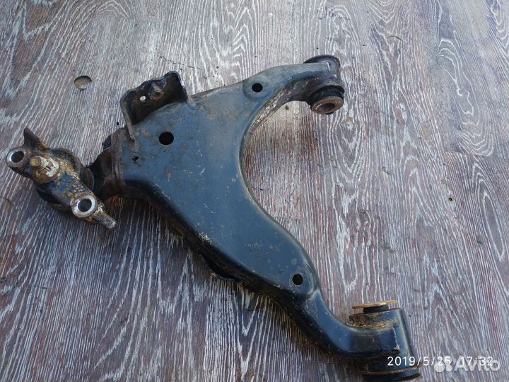 Рычаг передний правый для Land Cruiser (150) -Prad