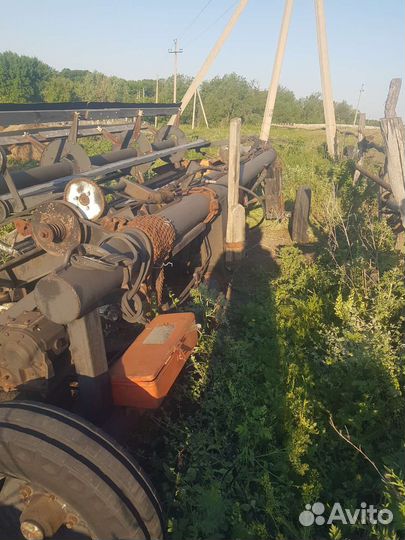 Жатка Тульский комбайновый завод Жатка прицепная валковая (