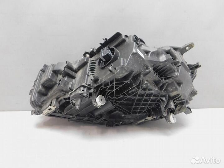 Фара правая BMW 7-Series