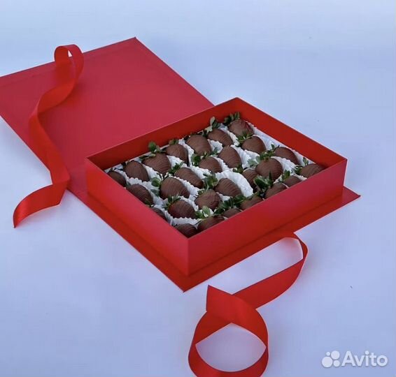 Клубника в шоколаде Гранат в шоколаде