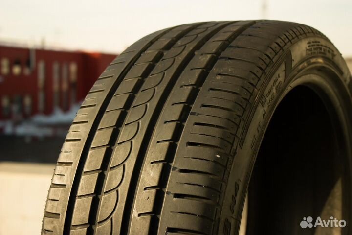 Pirelli P Zero Rosso 255/40 R18 101W