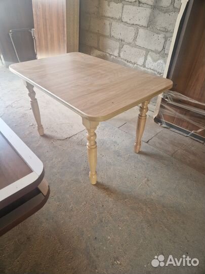 Столы стулья