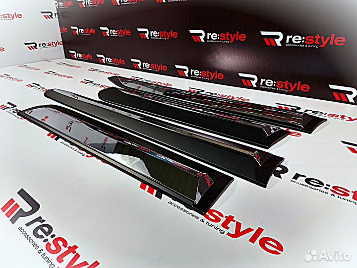 Молдинги дверей Hilux Pick Up с15г