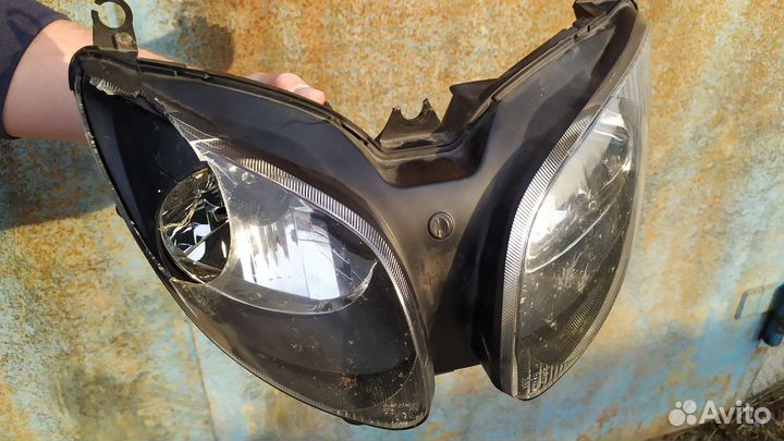 Скутер Т мах 500 2001-2006 г.фара