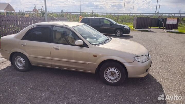 Mazda Familia 1.5 AT, 2001, 312 000 км