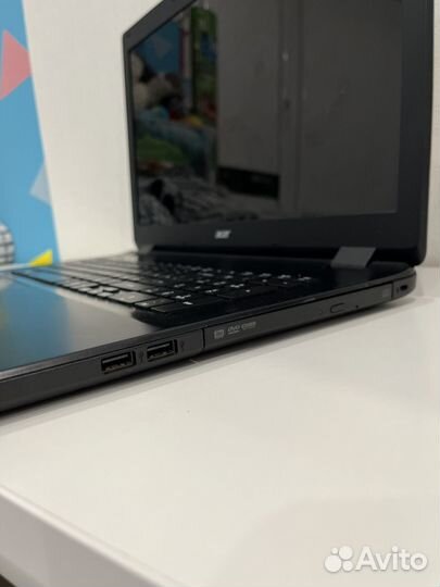 Ноутбук Acer Aspire E5 (721)