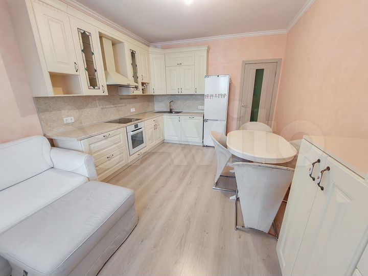 3-к. квартира, 83 м², 7/16 эт.