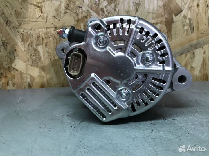 Генератор Suzuki Jimny;