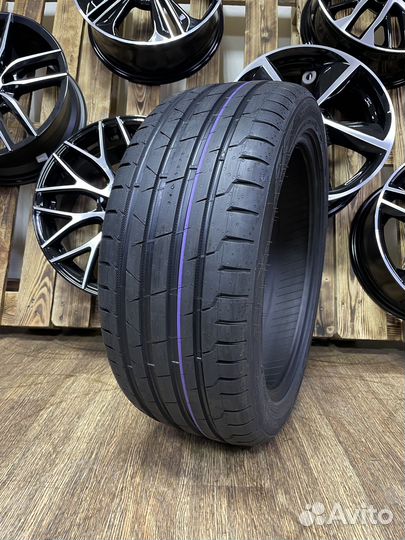 Nokian Tyres Hakka Black 2 215/50 R17 95W