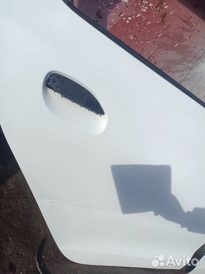 Дверь задняя правая Renault Logan 2