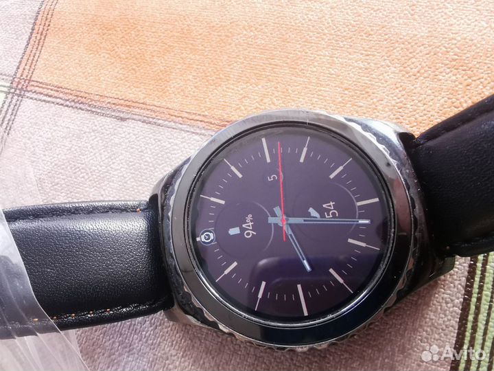 Умные часы Samsung Gear s2 classic