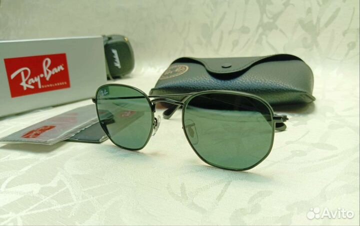 Солнцезащитные очки ray ban