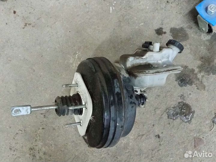 Вакуум в сборе транзит маршрутка 2,4 д