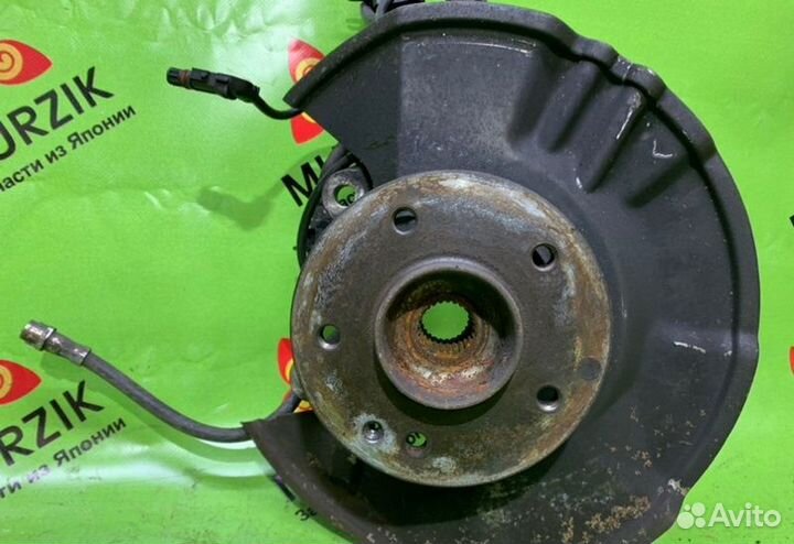 Кулак поворотный левый Mercedes E-Class W210