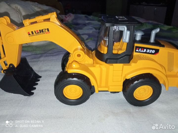 Экскаватор детский