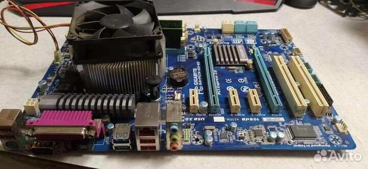 Материнская плата с процессором