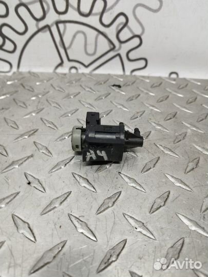 Клапан продувки адсорбера Volkswagen Passat B5